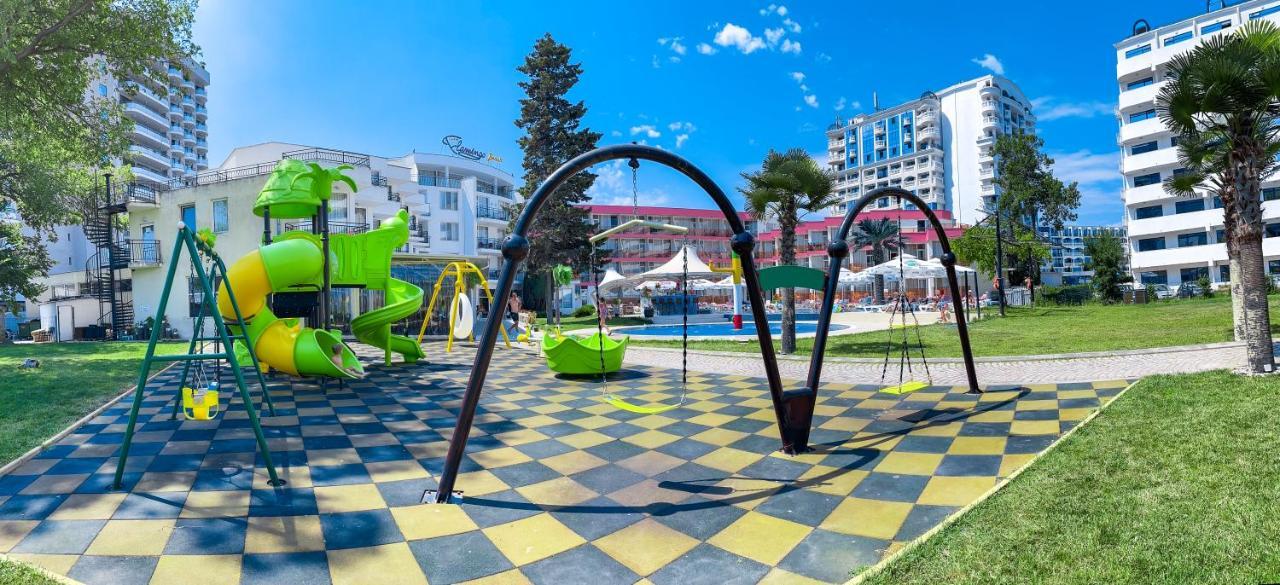 Flamingo Beach Hotel Sunny Beach Ngoại thất bức ảnh
